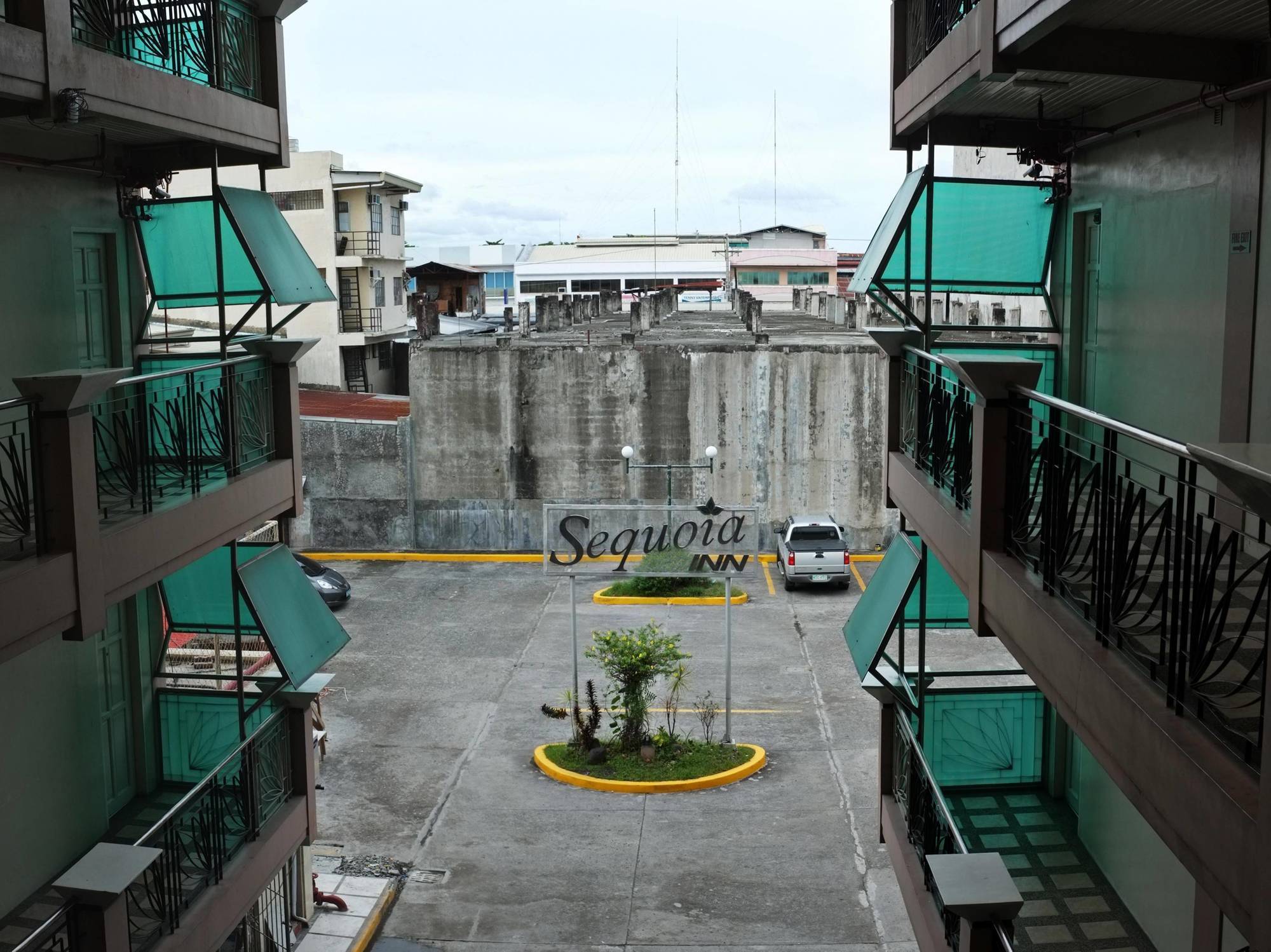 Sequoia Inn Davao Exterior photo