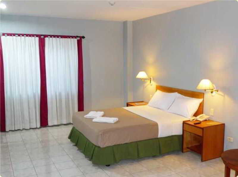 Sequoia Inn Davao Exterior photo
