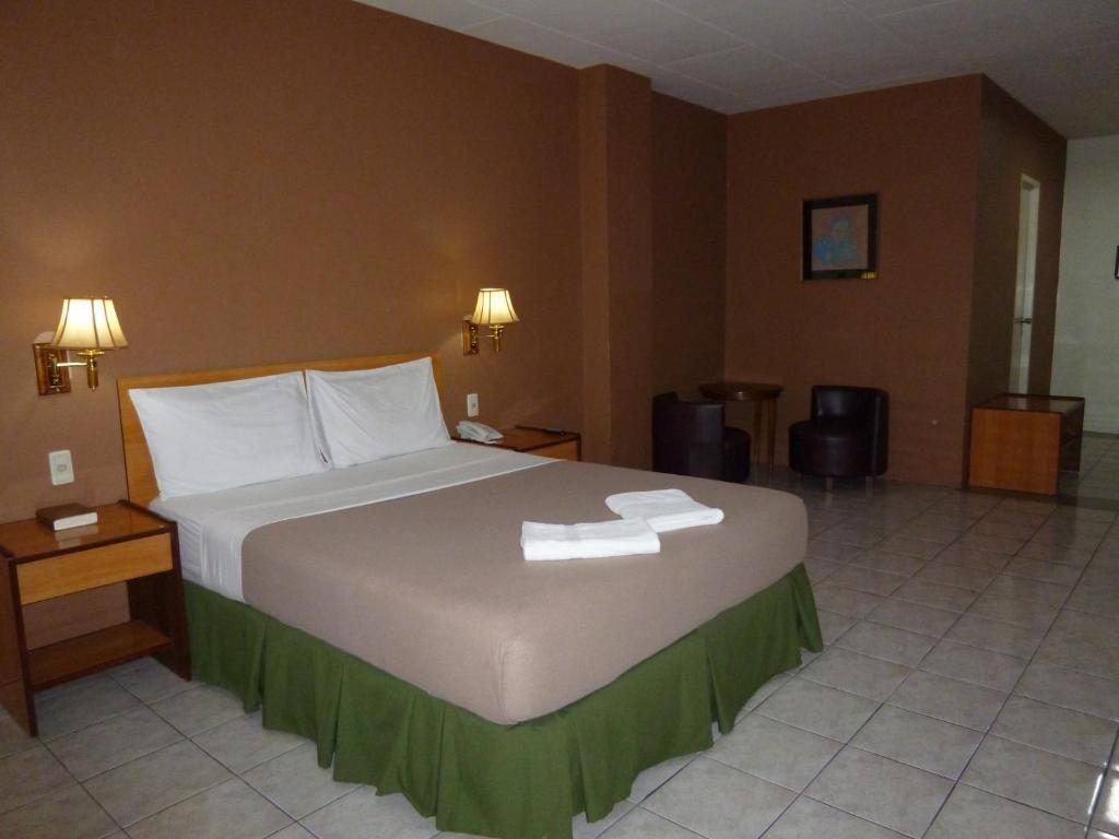 Sequoia Inn Davao Room photo