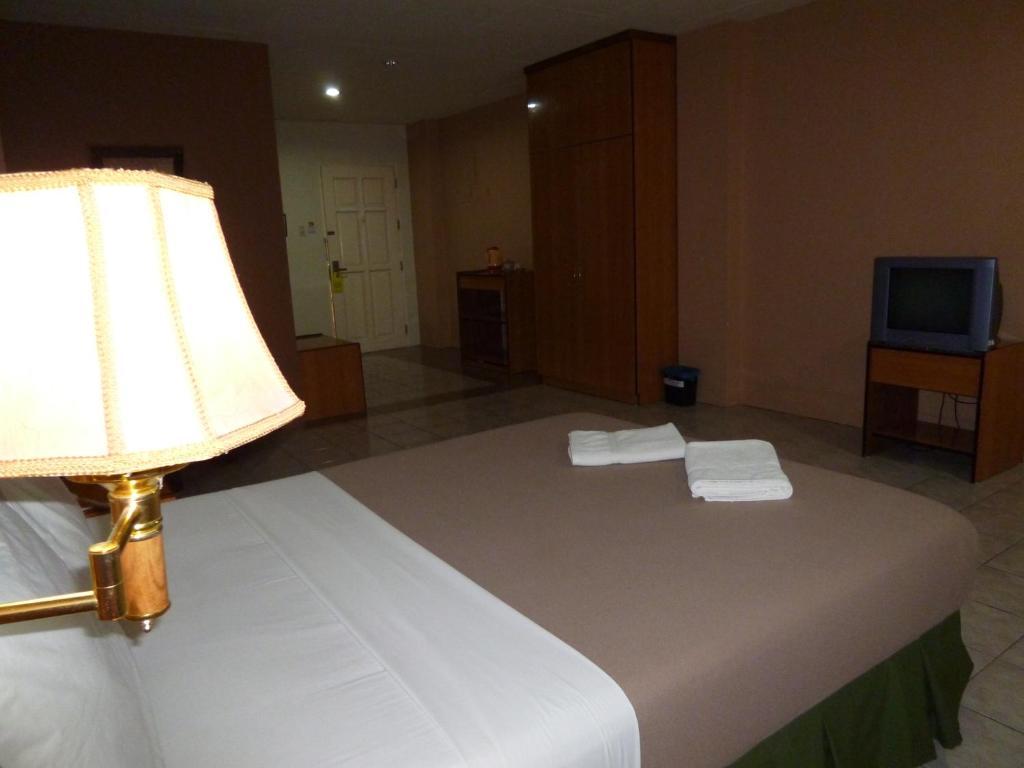 Sequoia Inn Davao Room photo